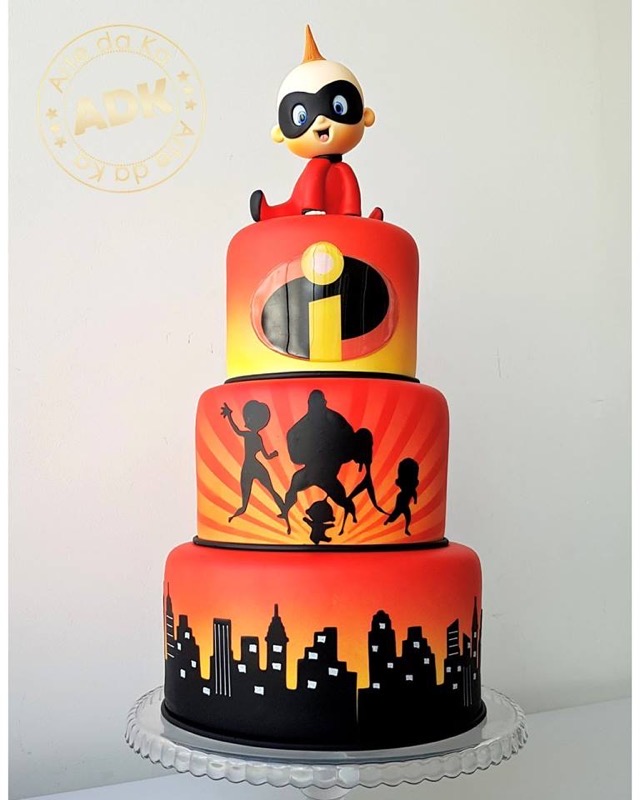 Incredibles Cake