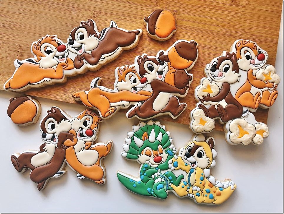 Disney characters Squirrel Chip and Dale Cookie cutters with stamp 4pcs set 