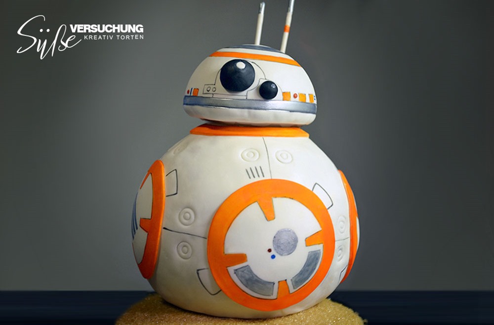 BB-8 Cake