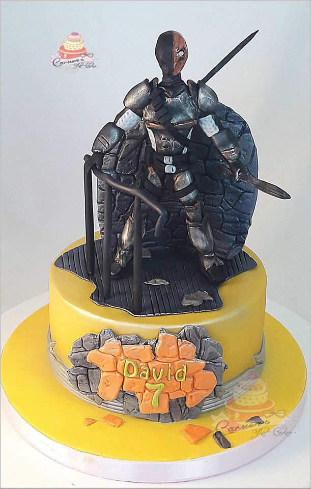 Deathstroke Cake