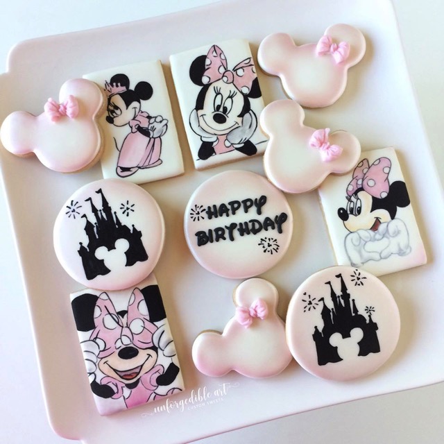 Minnie Mouse Cookies