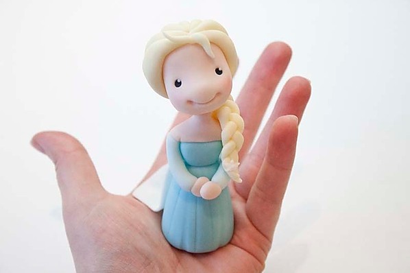 Elsa Cake Topper Tutorial