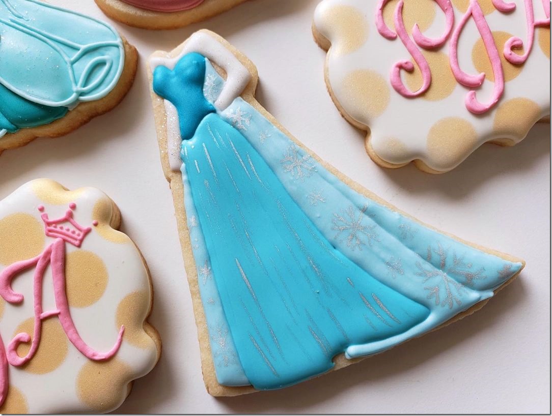 Cookie of Elsa's Dress