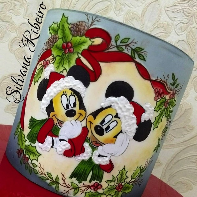 Mickey and Minnie Mouse Christmas Cake
