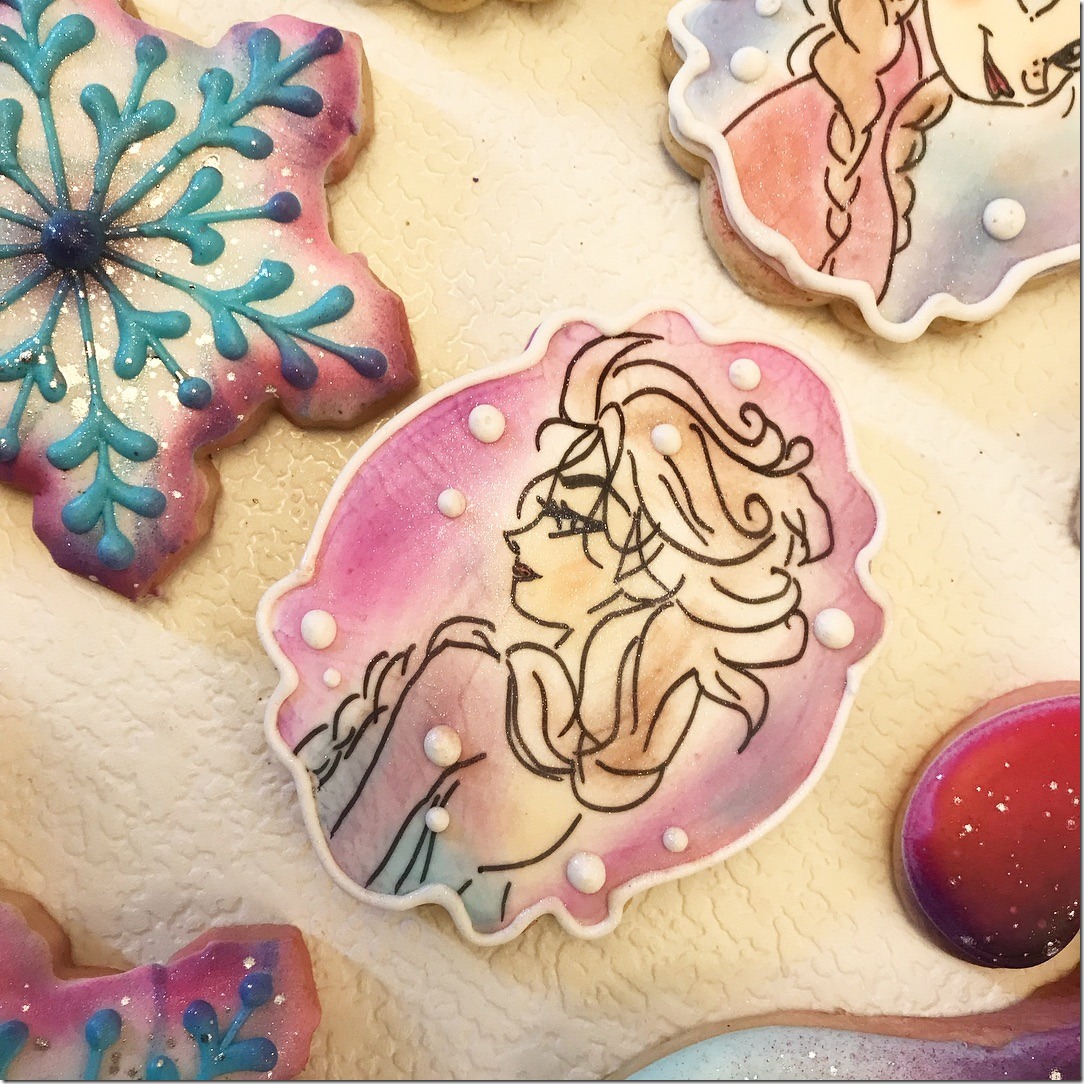 Hand Drawn Elsa Cookie