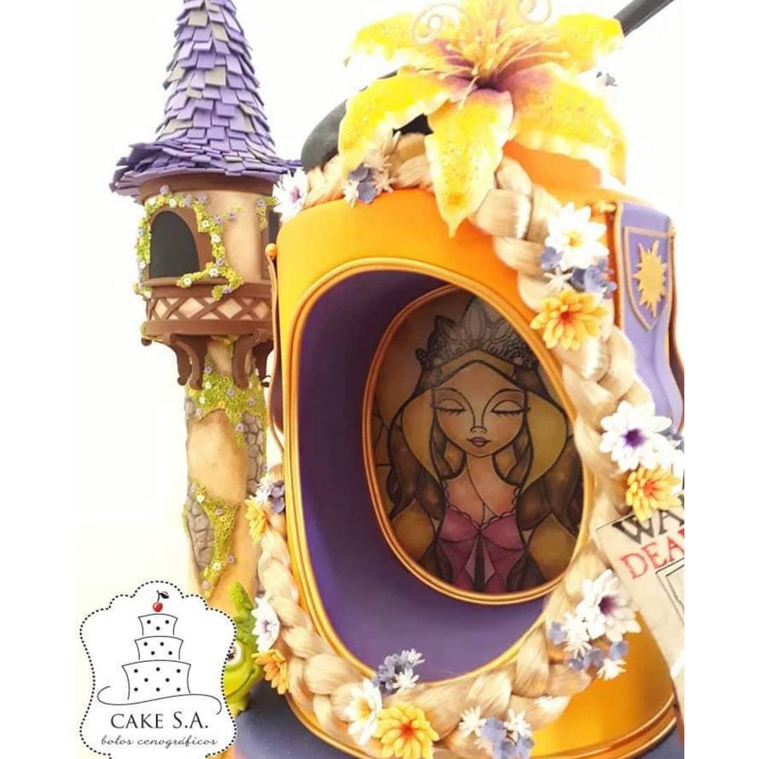 Close-up of Tangled Cake