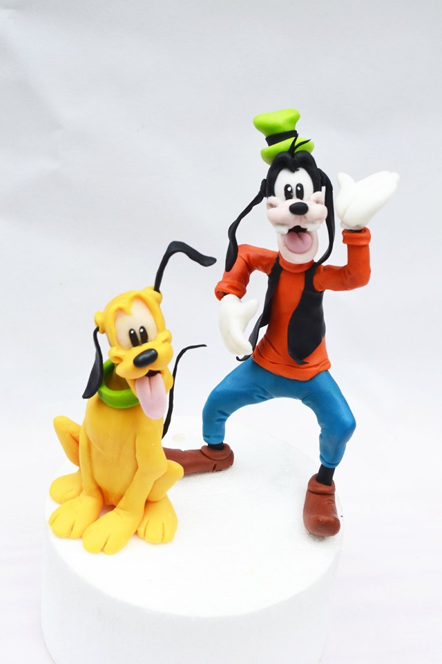 Goofy and Pluto Cake toppers