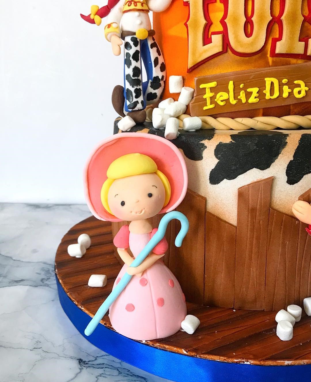Natalie Martin, Disney Baker's Instagram post: “Bo peep smash cake💞 I'm  loving the Toy Story clouds… | Toy story birthday cake, Toy story cakes,  Toy story birthday