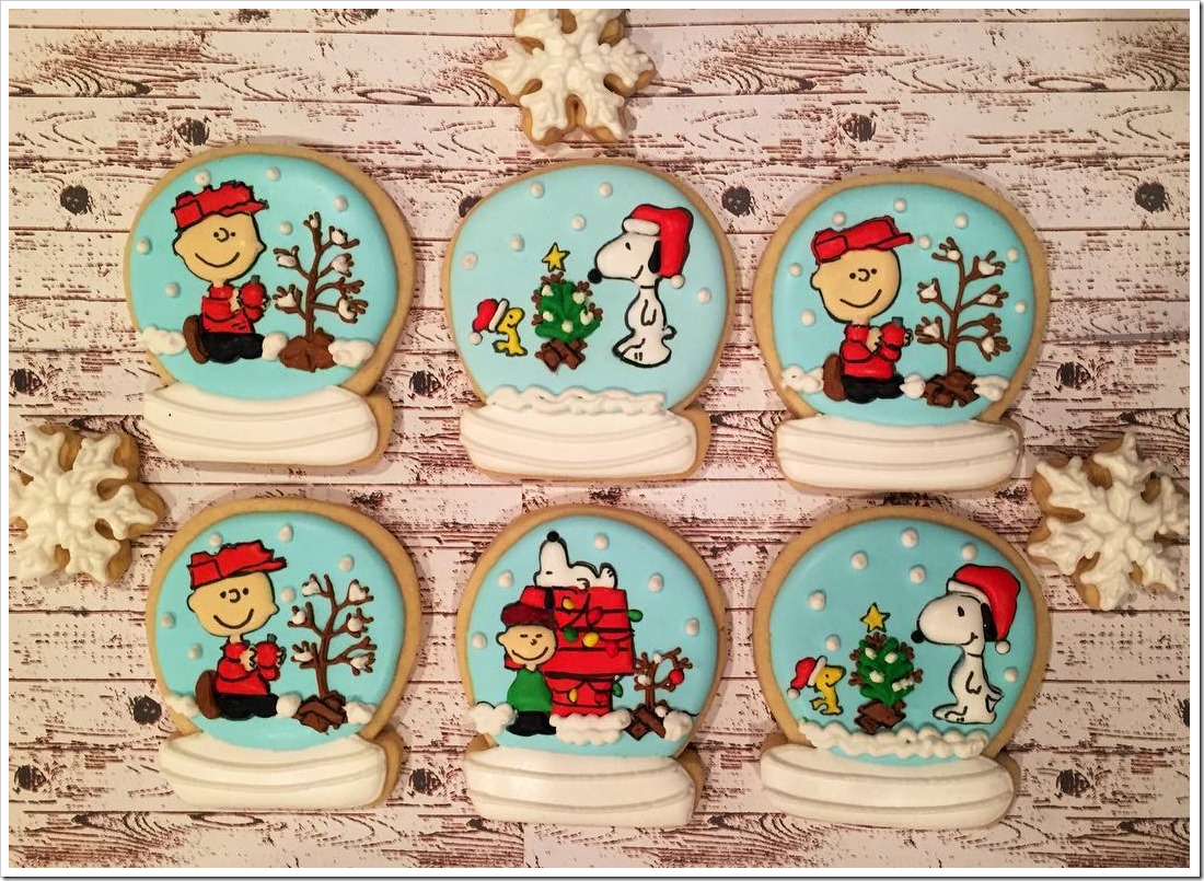 Charlie Brown Snowglobes Cookies