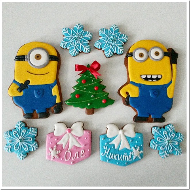 Minion Christmas Cookies