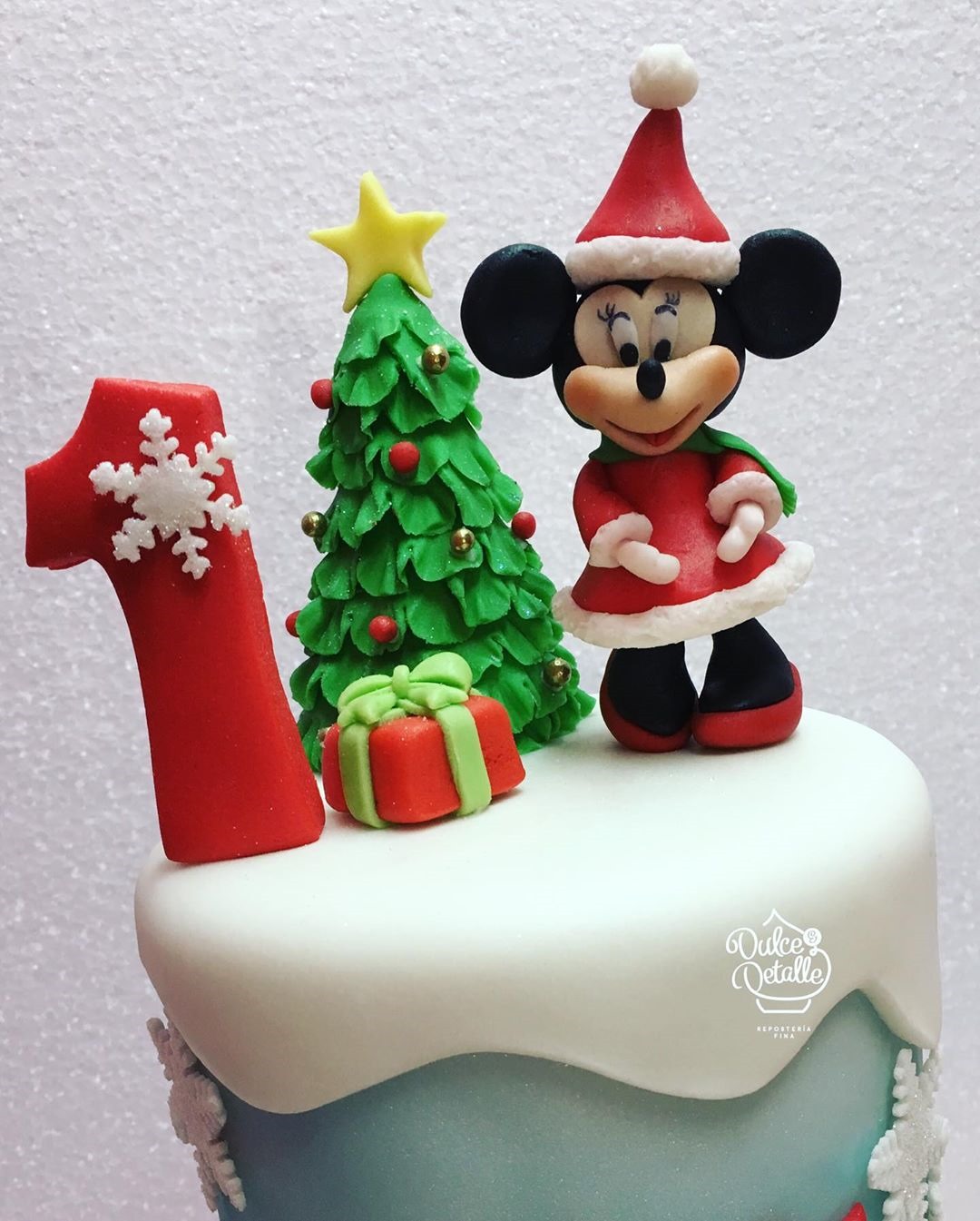 Minnie Mouse Christmas Cake Topper