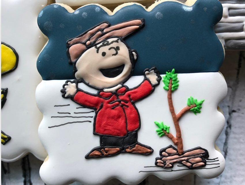 Charlie Brown & His Christmas Tree Cookie