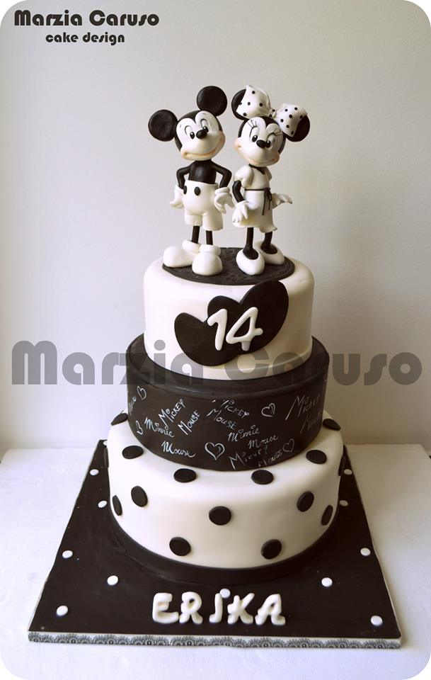 Mickey and MInnie cake 30