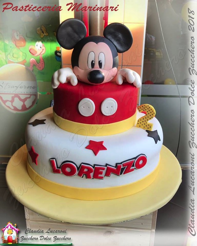 Mickey Mouse Cake 