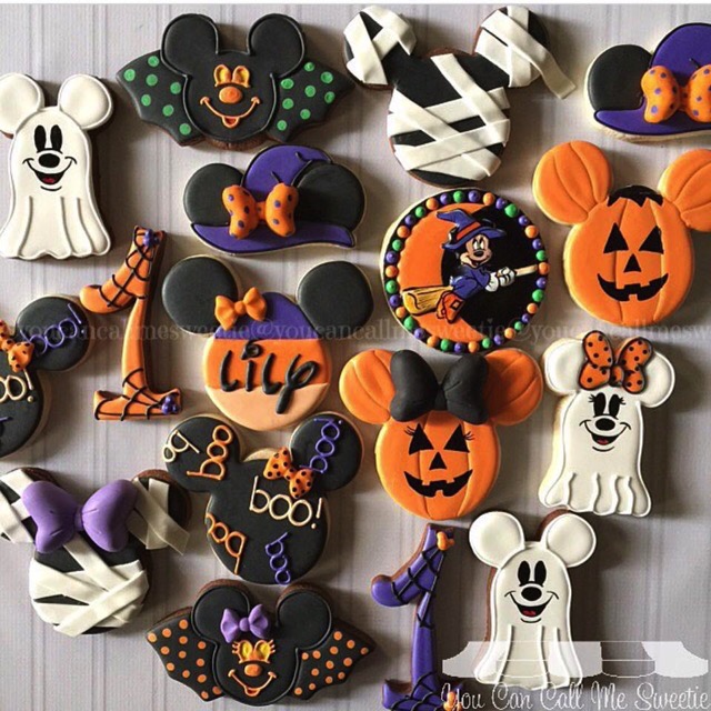 Mickey Mouse Halloween Cookies