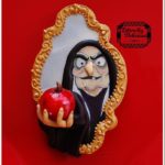 This 3-D Snow White’s Evil Witch Cookie Will Reach Out And Grab You!