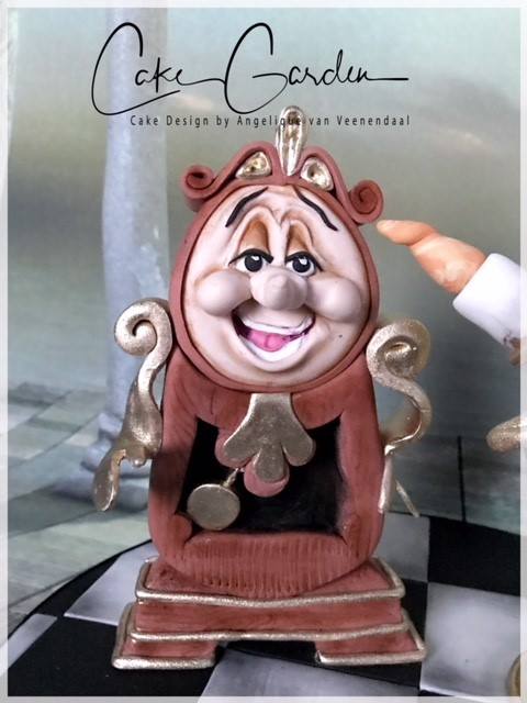 Lumiere and Cogsworth Cake 3