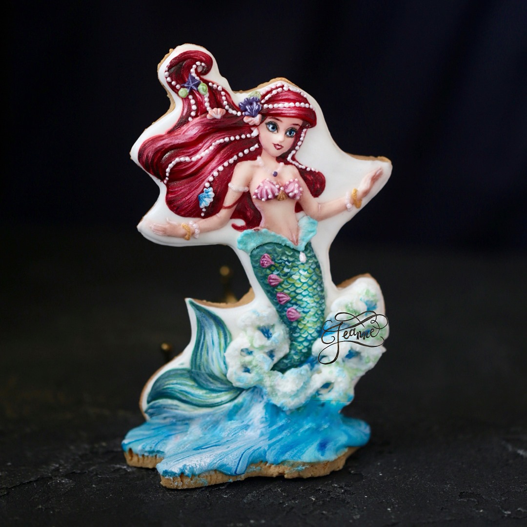 Freestanding Little Mermaid Cookie