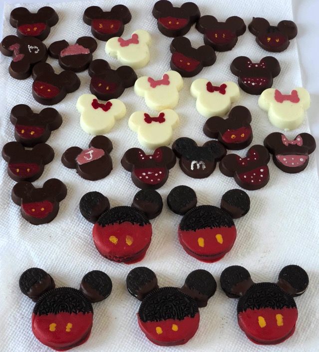 Mickey Mouse Head Cookies 10 2