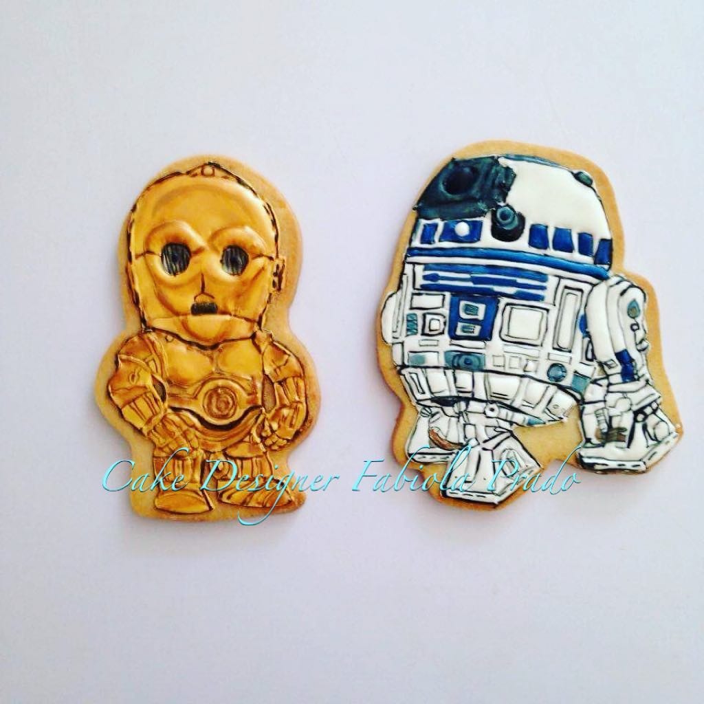 R2-D2 and C-3PO Cookies