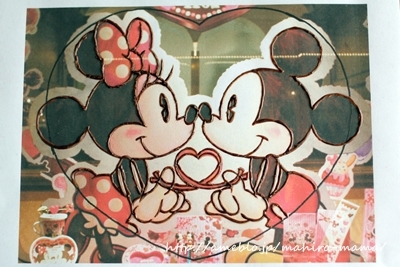 Mickey and Minnie Chocolate Heart 3
