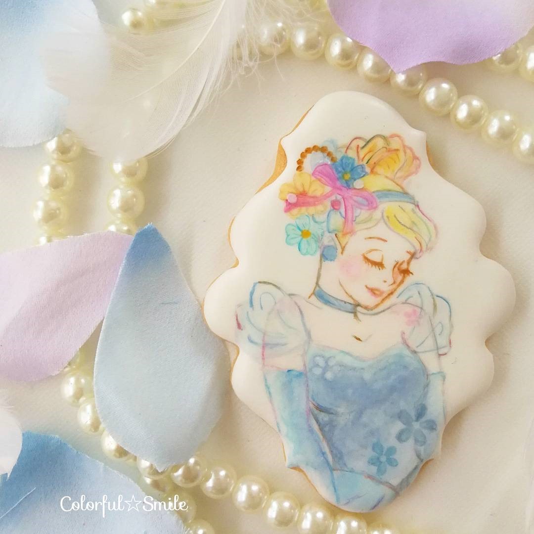 Cinderella Cookie