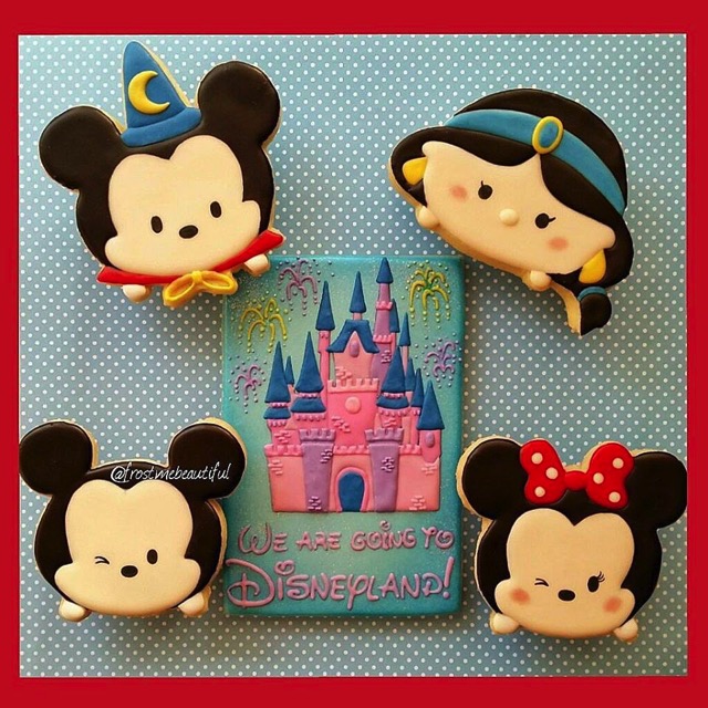 Mickey and Minnie Tsum Tsum Cookies