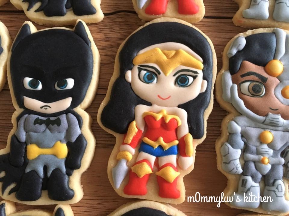 Wonder Woman Cookie