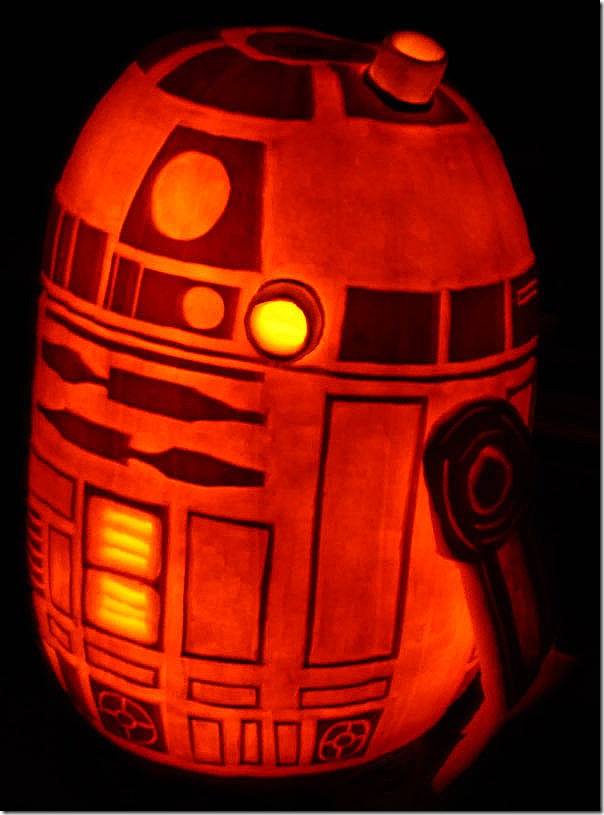 R2 D2 Pumpkin Carving