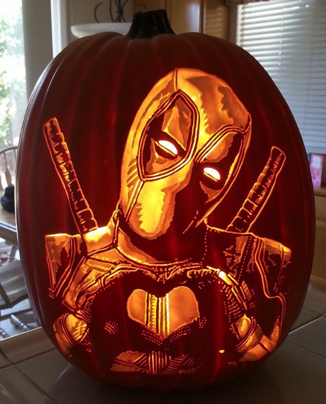 Deadpool Pumpkin Carving 