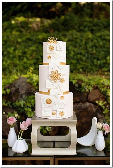 Its A Small World Wedding Cake
