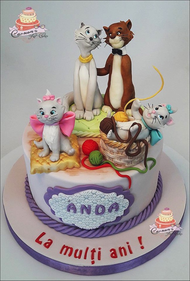 Terrific Aristocats Birthday Cake - Between The Pages Blog