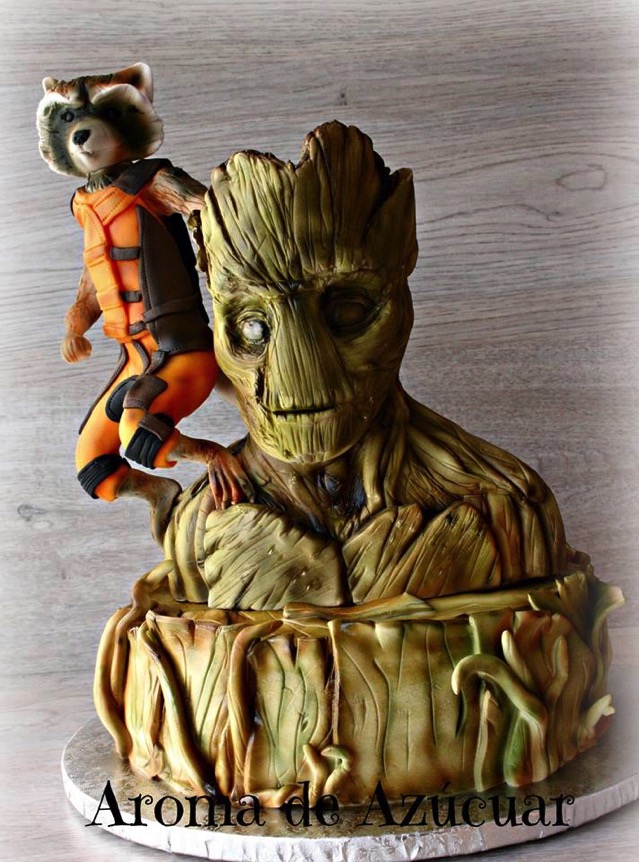 Rocket and Groot Cake 