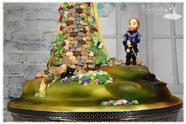 Tangled Cake 