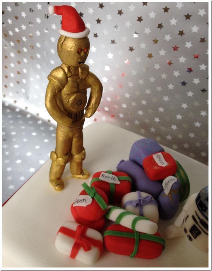 C-3PO Christmas Cake