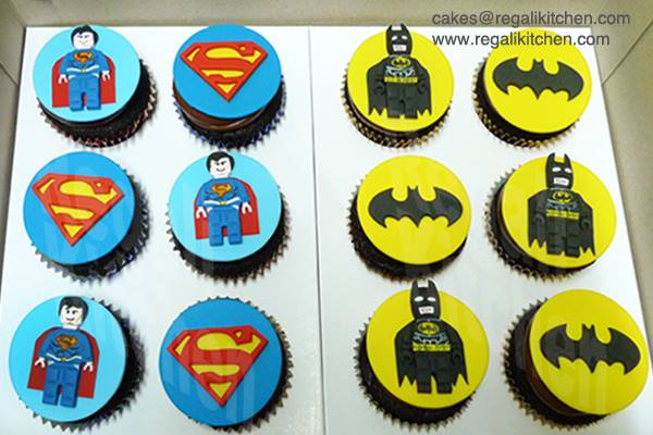 LEGO Superman & Batman Cupcakes
