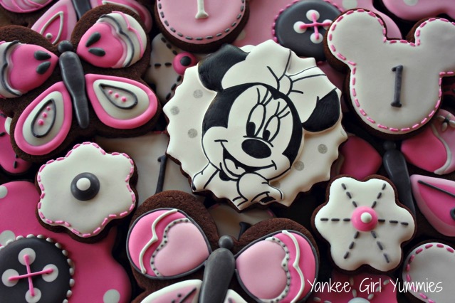 Minnie Mouse Cookies 