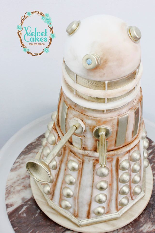 Dalek Cake 