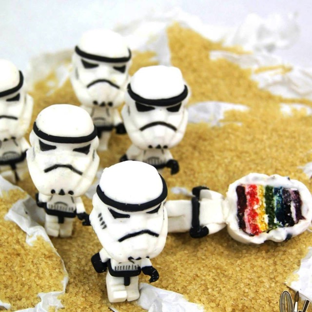 Storm Trooper Cake  toppers