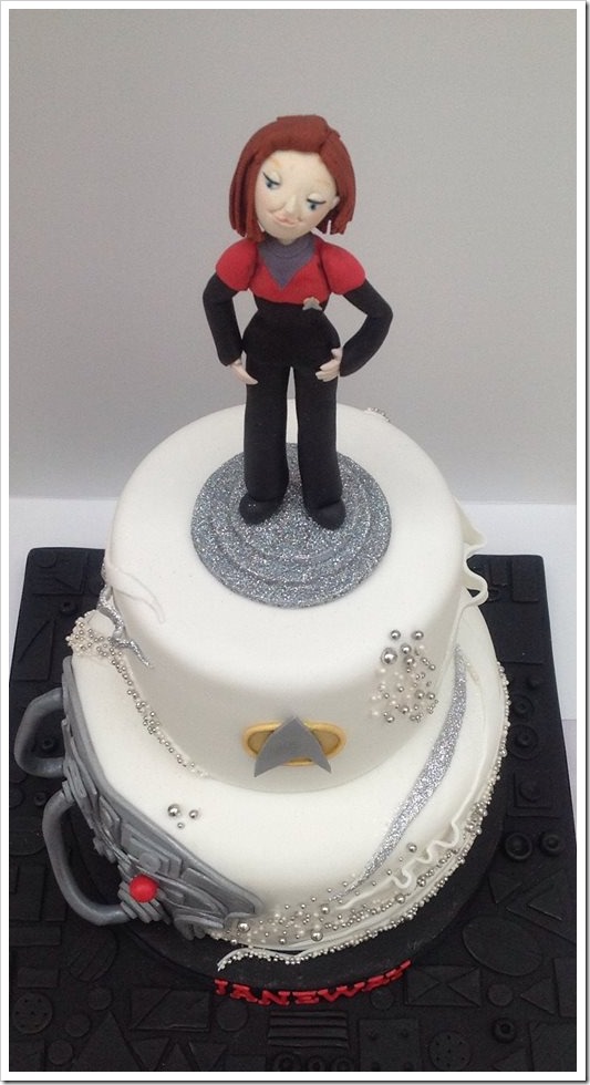 Star Trek: Voyager Cake