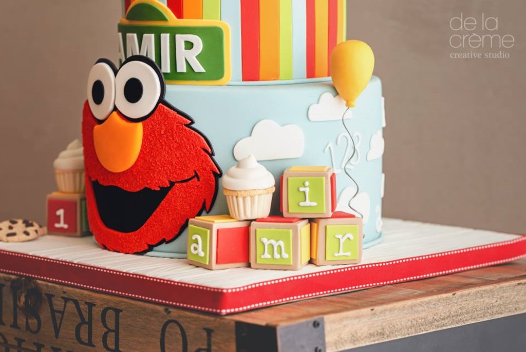 Elmo Birthday Cake