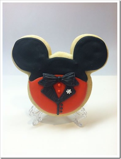 Mickey Mouse Wedding Cookie