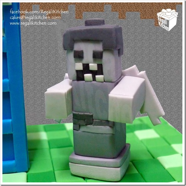 Minecraft Weeping Angel Cake Topper