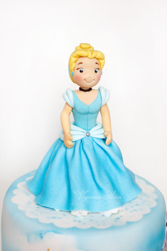 Cinderella Cake 
