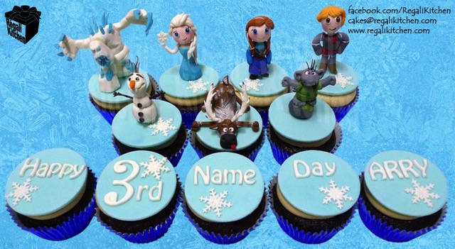 Disney Frozen Cupcakes 