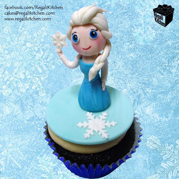 Queen Elsa Cupcake