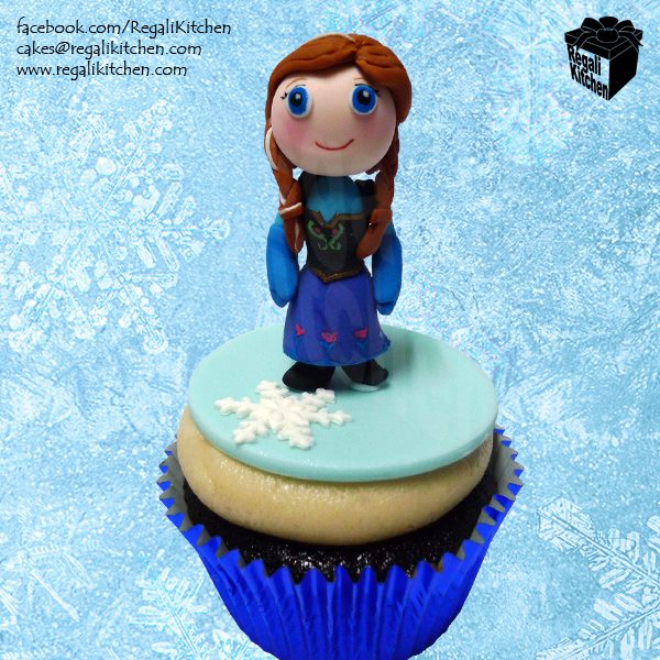 Disney Frozen Cupcake 