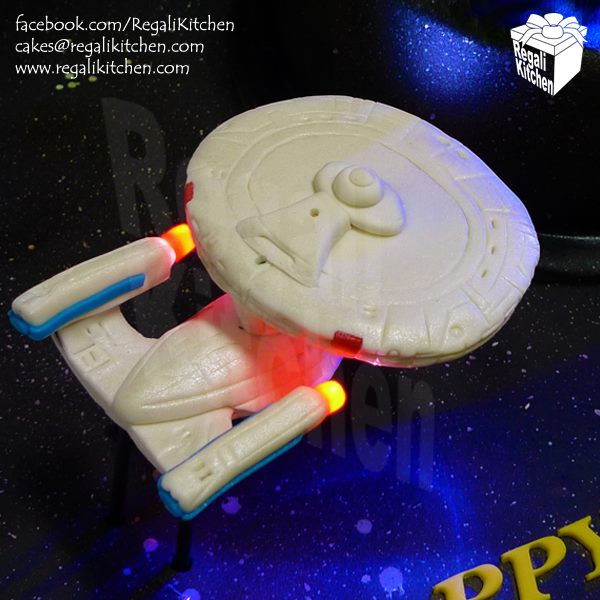 Star Trek Enterprise Cake
