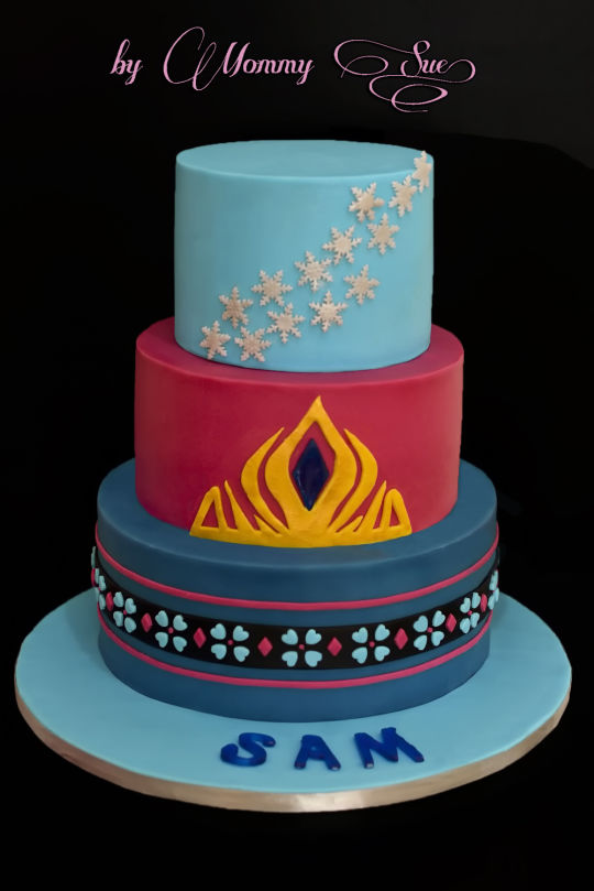 Disney Frozen Cake 