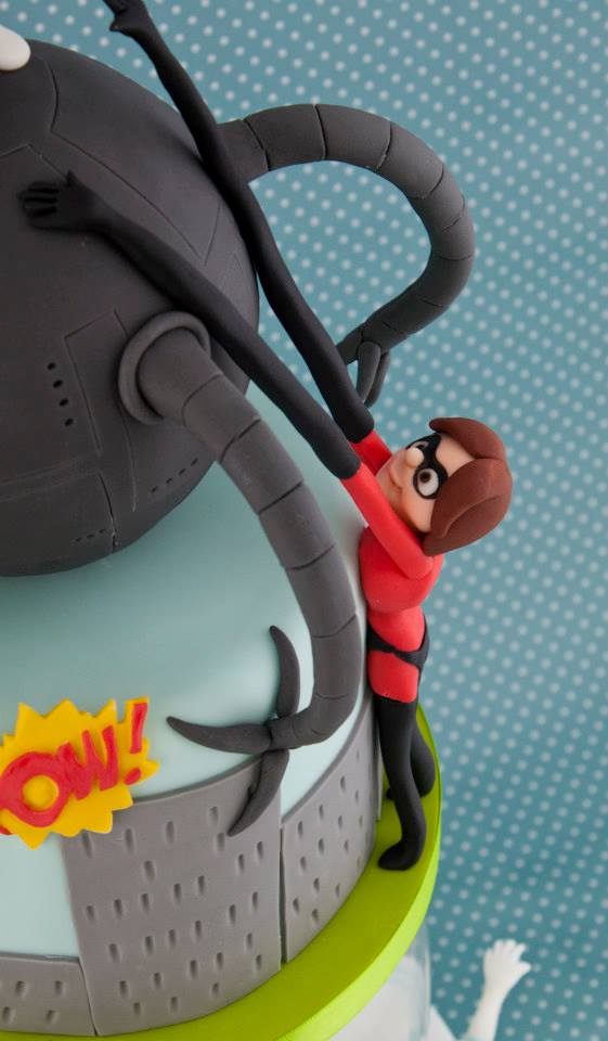 Incredibles Cake 